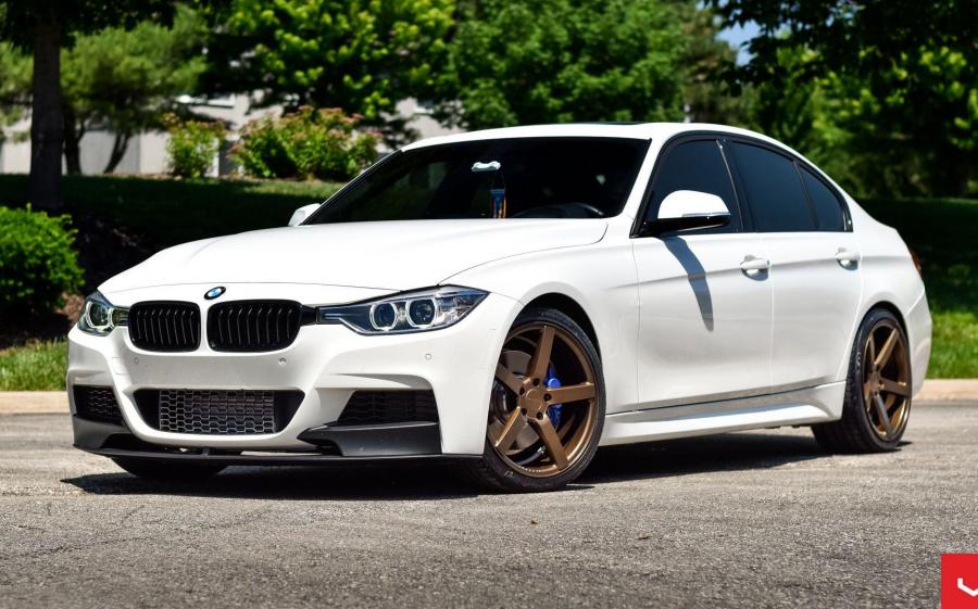 BMW 328i Sedan on Vossen Wheels (CV3-R) '2019